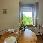 Le Nocciole - 2 Bedrooms & 2 Bathrooms *